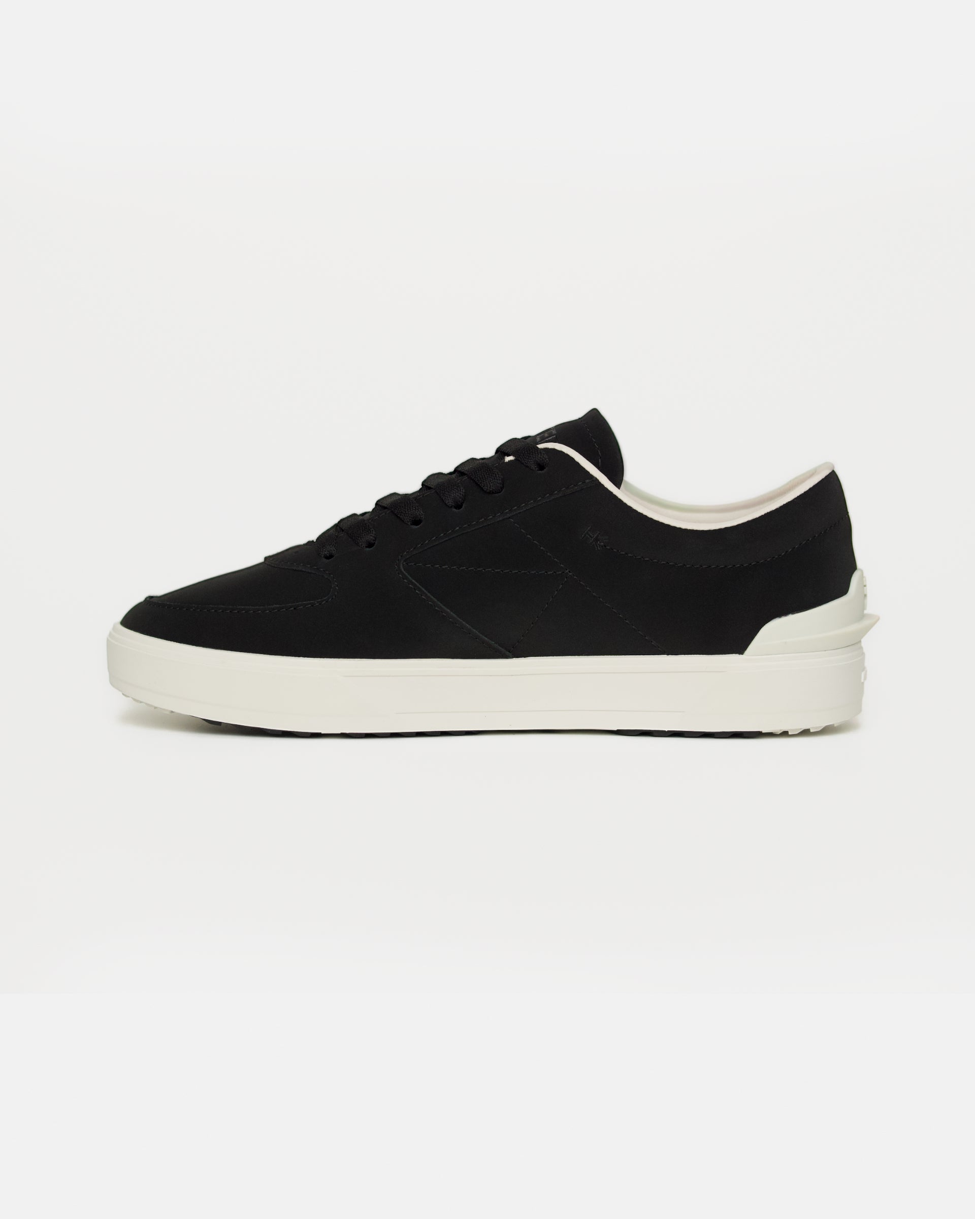 Backbeat - Black/Cream