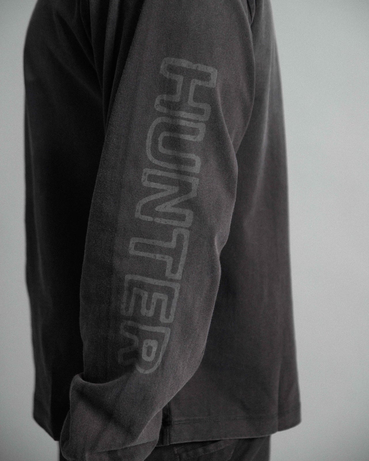 Monolith Maximus L/S - Ghost Black on Black