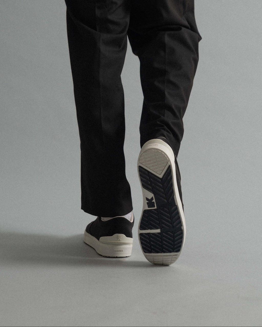 Backbeat - Black/Cream