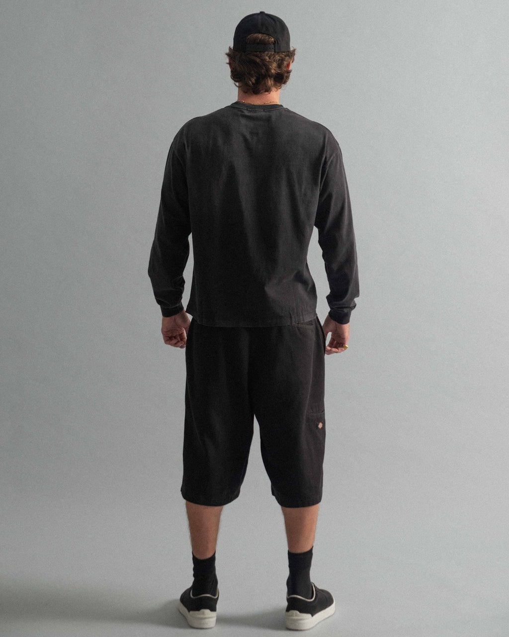 Monolith Maximus L/S - Ghost Black on Black
